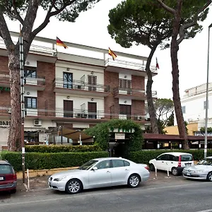 Hotel 4 Pini, Roma