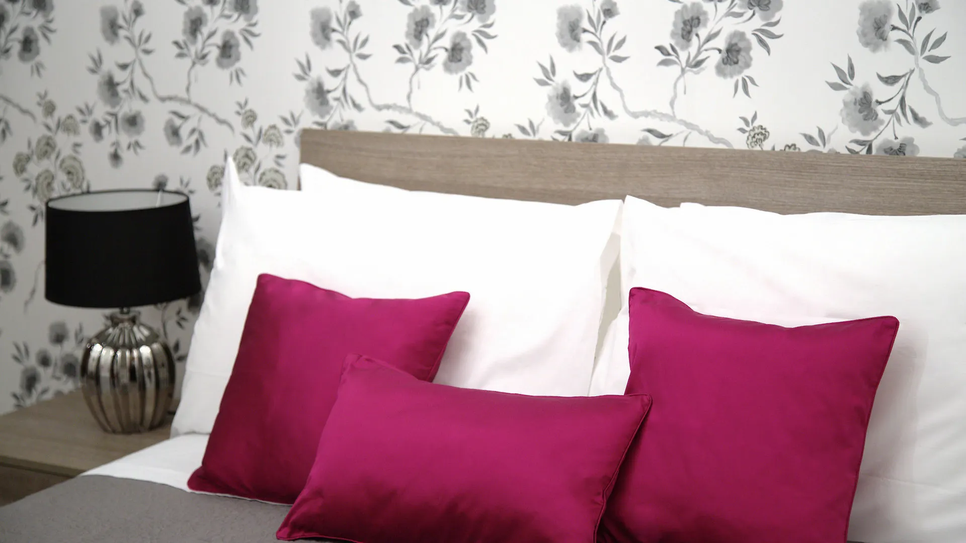 Nobilcasa Suites Rome 3*,